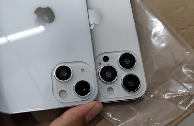 武汉苹果手机维修分享iPhone 13‌机模长什么样 